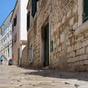 https://stara-hiza-rovinj.in-istria.net