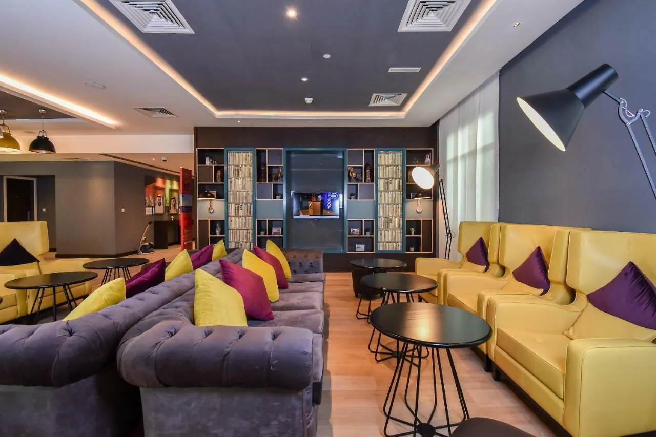 Premier Inn Dubai Investments Park מלון
